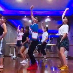 韩国安山成人舞蹈视频