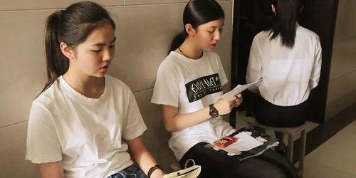 转圈摇摆成人游戏视频,揭秘圈舞热潮背后的魅力与挑战