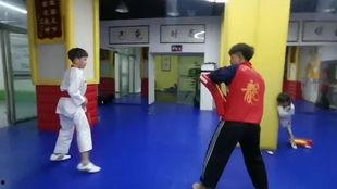 成人散打女子视频播放,激情碰撞！成人散打女子精彩对决视频回顾