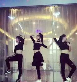 成人编舞男孩视频教程,轻松学会成人编舞男孩的舞蹈技巧