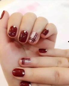 成人短指甲图解大全视频,轻松打造时尚指尖风采