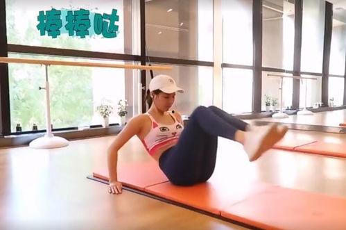 成人胸衣穿搭视频大全,成人胸衣穿搭技巧与风格指南  第1张