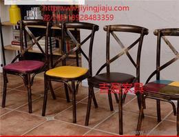 成人旋转板凳视频大全图片