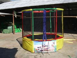 成人刺激蹦蹦床图片视频